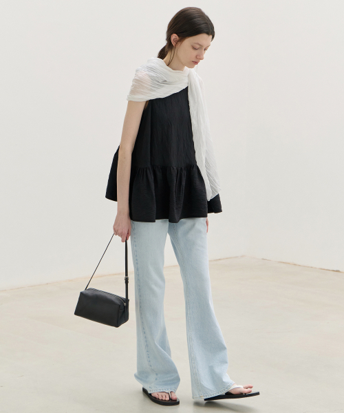 LEVAR(レバー)の「Relaxed Boots Cut Denim - Ice Blue(デニムパンツ・レディース・その他・XS-Short/S-Short/M-Short/XS-Long/S-Long/M-Long)」の4枚目の写真