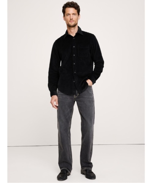 Banana Republic（バナナリパブリック）の「スタンダードフィット ライトウェイト コーデュロイシャツ（シャツ/ブラウス・メンズ・ブラウン/アイボリー/テラコッタ/ブラック/ベージュ/ブルー/ライトブルー・L/S/XL/M）」の2枚目の写真