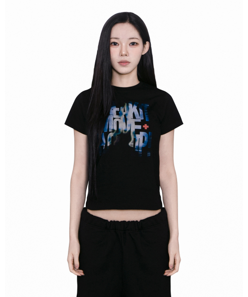 DURTの「MOVE CROP TEE (BLACK)(Tシャツ/カットソー・レディース・その他・OS)」の1枚目の写真