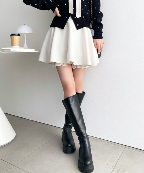 moment+(モーメントプラス)の「インナーパンツ付きレイヤードフレアミニスカート(スカート・レディース・チャコールグレー/ブラック系/アイボリー/ブラック/ホワイト系・M)」の9枚目の写真