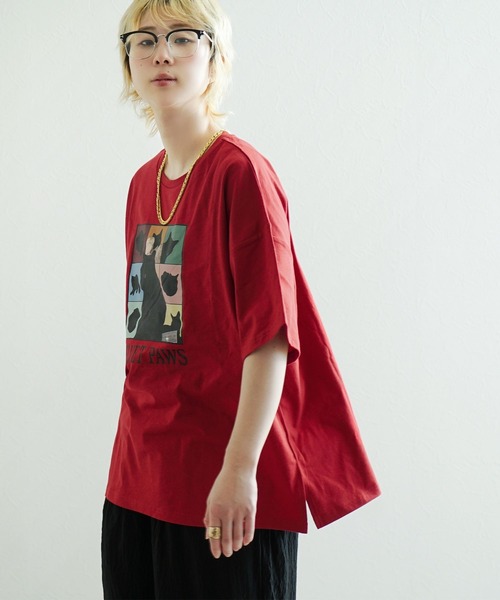 e-zakkamania stores(イーザッカマニアストアーズ)の「キャットグラフィック ビッグシルエットTシャツ(Tシャツ/カットソー・レディース・レッド/ブラック/オフホワイト・フリー)」の9枚目の写真