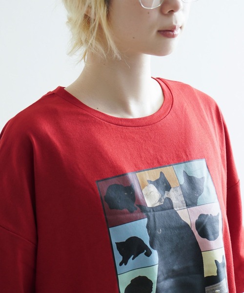 e-zakkamania stores(イーザッカマニアストアーズ)の「キャットグラフィック ビッグシルエットTシャツ(Tシャツ/カットソー・レディース・レッド/ブラック/オフホワイト・フリー)」の15枚目の写真