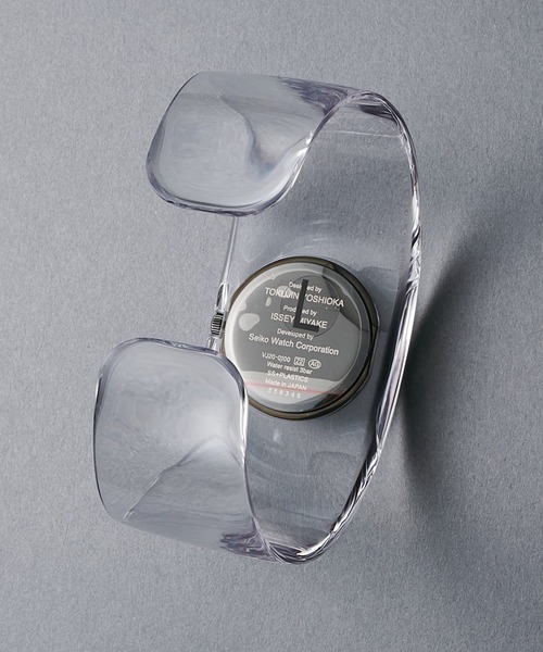 ISSEY MIYAKE（イッセイミヤケ）の「【ISSEY MIYAKE WATCH/イッセイミヤケウォッチ】NY0W007/ギフトにもオススメ/ユニセックス（アナログ腕時計・メンズ・クリアブラック・FREE）」の6枚目の写真