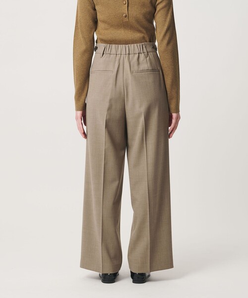 BEAUTY&YOUTH UNITED ARROWS（ビューティーアンドユースユナイテッドアローズ）の「ポリエステルブレンド ２タック タブワイドパンツ ウォッシャブル 防シワ（その他パンツ・レディース・ブラック/ダークブラウン/ダークグレー/ベージュ・M/S/XS）」の19枚目の写真
