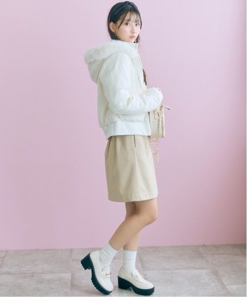 marun(マルン)の「<大きいサイズ>ショート丈ケーブルニット中綿ブルゾン marun(ブルゾン・レディース・アイボリー/ブラック・5L/4L/3L/LL/L)」の20枚目の写真