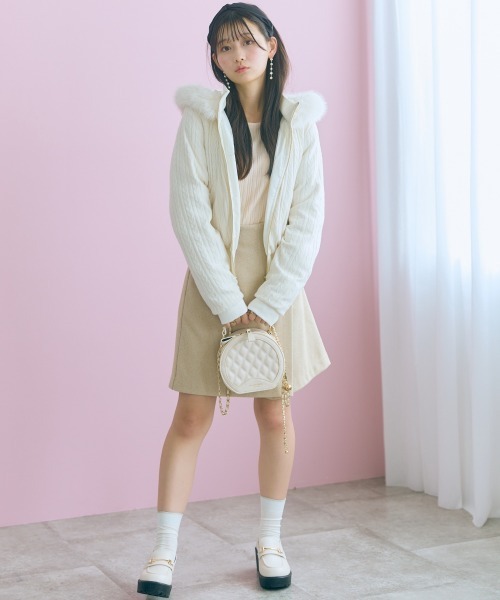 marun(マルン)の「<大きいサイズ>ショート丈ケーブルニット中綿ブルゾン marun(ブルゾン・レディース・アイボリー/ブラック・5L/4L/3L/LL/L)」の22枚目の写真