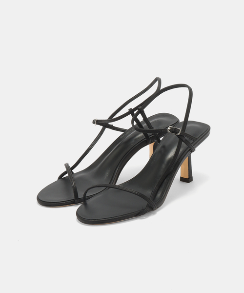 Tony Bianco(トニービアンコ)の「【TONY BIANCO/トニービアンコ】Skinny Strap Sandals(サンダル・レディース・ブラック・39/38/37/36)」の5枚目の写真