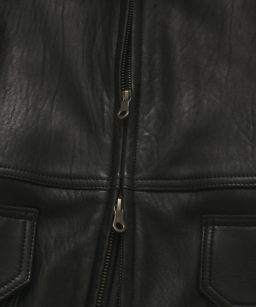 JOURNAL STANDARD(ジャーナルスタンダード)の「ニュージーランド ラム ダッド レザー スタンド ブルゾン(ライダースジャケット・メンズ・ブラック・MEDIUM/LARGE)」の18枚目の写真