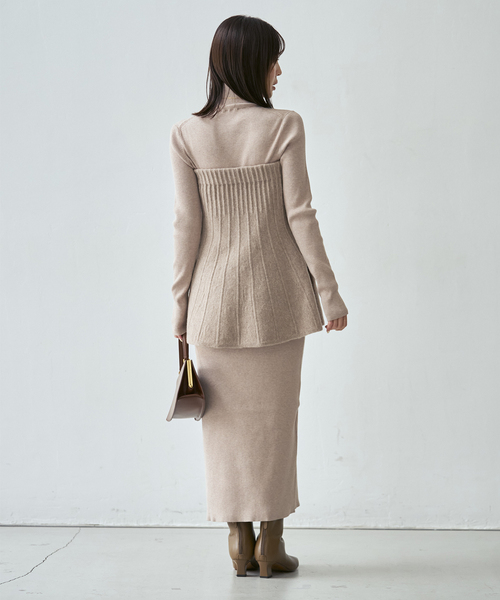 Noble(ノーブル)の「2WAY KNITビスチェ(ニット/セーター・レディース・ベージュ/グレー・FREE)」の18枚目の写真