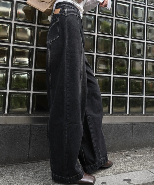 WILLFULLY(ウィルフリー)の「asymmetry curve belt denim PT(デニムパンツ・レディース・ブルー/ブラック・M/S)」の8枚目の写真