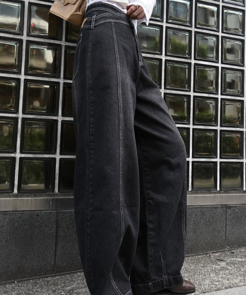 WILLFULLY(ウィルフリー)の「asymmetry curve belt denim PT(デニムパンツ・レディース・ブルー/ブラック・M/S)」の9枚目の写真