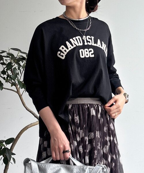 un dix cors(アンディコール)の「ワイドロゴTEE(Tシャツ/カットソー・レディース・オフホワイト/ブラック/ボルドー・FREE)」の5枚目の写真