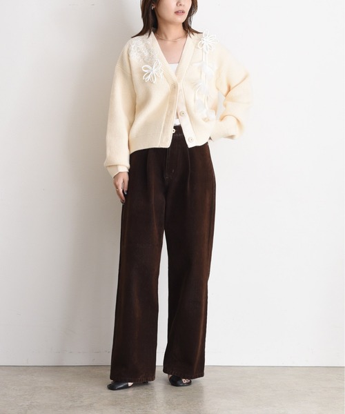 Eimee Law(エイミーロウ)の「ランダムモチーフニットカーデ(カーディガン/ボレロ・レディース・ピンク/チャコールグレー/アイボリー・FREE)」の4枚目の写真