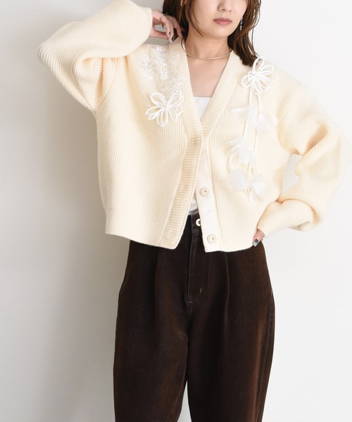 Eimee Law(エイミーロウ)の「ランダムモチーフニットカーデ(カーディガン/ボレロ・レディース・ピンク/チャコールグレー/アイボリー・FREE)」の7枚目の写真