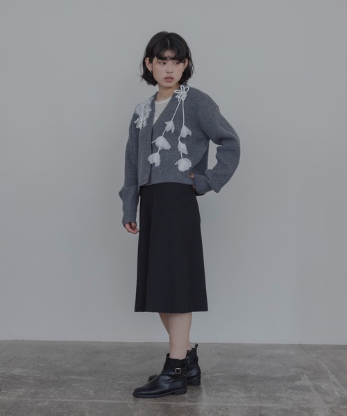 Eimee Law(エイミーロウ)の「ランダムモチーフニットカーデ(カーディガン/ボレロ・レディース・ピンク/チャコールグレー/アイボリー・FREE)」の13枚目の写真