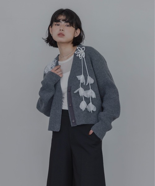 Eimee Law(エイミーロウ)の「ランダムモチーフニットカーデ(カーディガン/ボレロ・レディース・ピンク/チャコールグレー/アイボリー・FREE)」の14枚目の写真