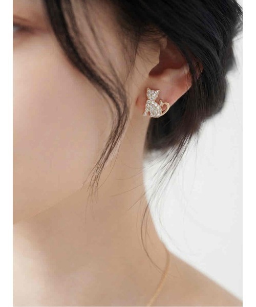 tone(トーン)の「【88eighty-eight】ゴールドビジューキラキラ猫ミニピアス【import】(MA)(ピアス(両耳用)・レディース・ゴールド・FREE)」の2枚目の写真
