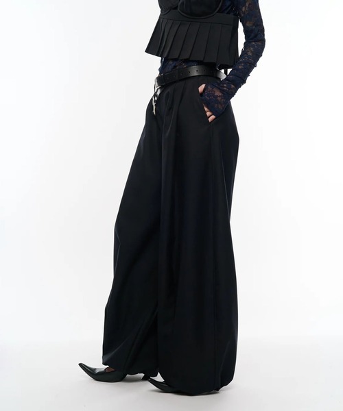 CONZ(コンズ)の「Bontan Wide Trousers(スラックス・レディース・ブラック/ベージュ・S/M)」の6枚目の写真