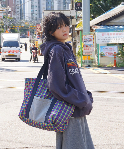Salad bowls（サラダボール）の「PATCH REVERSIBLE BIG TOTE BAG [GRAY]（エコバッグ/サブバッグ・レディース・その他・FREE）」の5枚目の写真