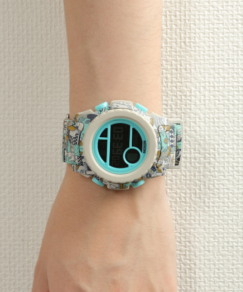 NIXON（ニクソン）の「THE SUPER UNIT（アナログ腕時計・メンズ・ホワイト/レッド/ブラック/その他/グリーン系その他/その他2・FREE）」の6枚目の写真