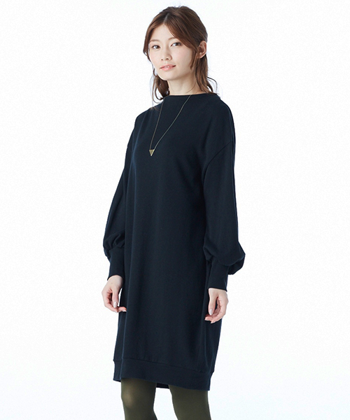 IEDIT（イディット）の「女っぽい絶妙レイヤードが完成する甘編みスウェットワンピ＆すそレースペチスカートセット　（ワンピース・レディース・杢グレー/ブラック・LARGE/SMALL/XX-LARGE/X-LARGE/MEDIUM）」の14枚目の写真