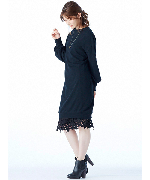 IEDIT（イディット）の「女っぽい絶妙レイヤードが完成する甘編みスウェットワンピ＆すそレースペチスカートセット　（ワンピース・レディース・杢グレー/ブラック・LARGE/SMALL/XX-LARGE/X-LARGE/MEDIUM）」の13枚目の写真