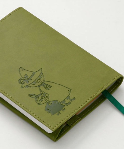 MOOMIN（ムーミン）の「MOOMIN ムーミン ブックカバー 文庫本 A6サイズ（本・レディース・ターコイズブルー/レッド/カーキ/ブラウン・FREE）」の4枚目の写真