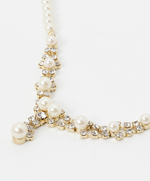 Cupid Heart（キューピッドハート）の「【Cupid Heart】結婚式アクセサリー パールビジューネックレス（ネックレス・レディース・ベージュ・MEDIUM）」の2枚目の写真