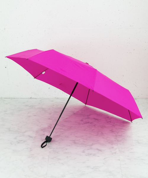 ameme（アメメ）の「ameme　シエナ折り畳み傘（折りたたみ傘・レディース・ホワイト/ライトブルー/ブラック/ベージュ/パープル/グレー/レッド/カーキ/イエロー/ブルー/グリーン/ボルドー・FREE）」の9枚目の写真