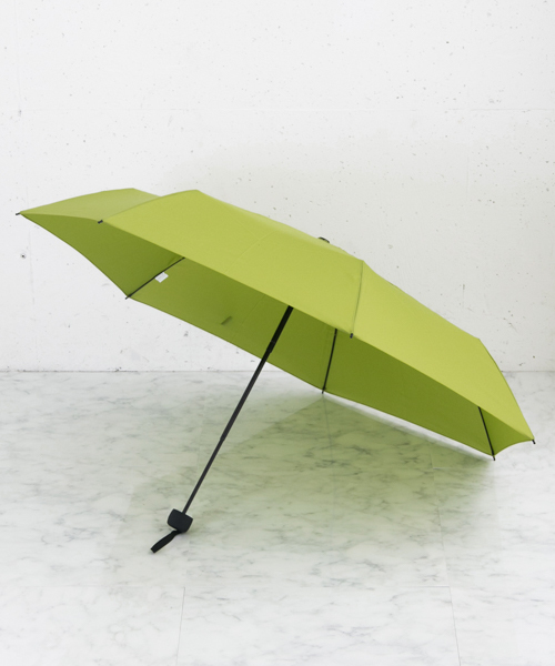 ameme（アメメ）の「ameme　シエナ折り畳み傘（折りたたみ傘・レディース・ホワイト/ライトブルー/ブラック/ベージュ/パープル/グレー/レッド/カーキ/イエロー/ブルー/グリーン/ボルドー・FREE）」の7枚目の写真