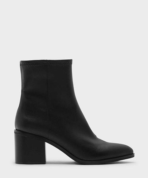 CHARLES & KEITH(チャールズ & キース)の「ベーシックアンクルブーツ / BASIC ANKLE BOOTS(ブーツ・レディース・ダークブラウン/ブラック・24.5cm/23cm/22.5cm/25cm/23.5cm)」の2枚目の写真