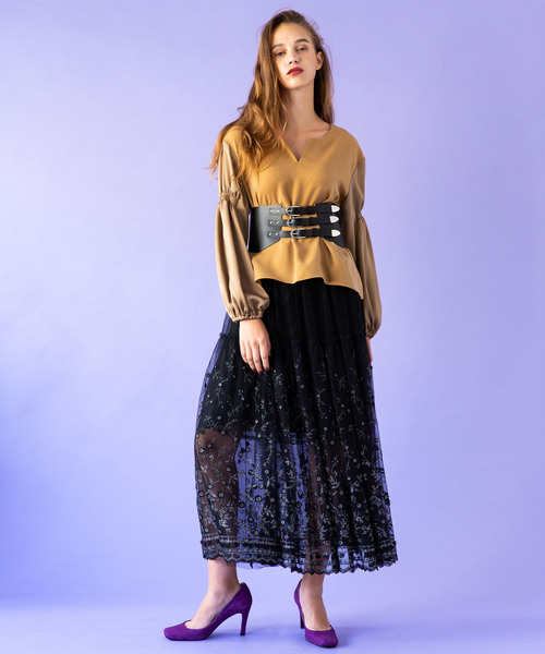 UNITED TOKYO（ユナイテッドトウキョウ）の「チュールエンブロイダリー