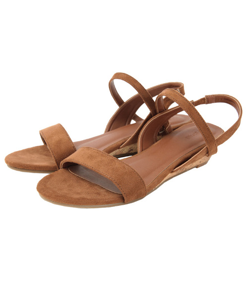 titivate（ティティベイト）の「ﾀﾞﾌﾞﾙｽﾄﾗｯﾌﾟﾛｰﾋｰﾙｻﾝﾀﾞﾙ（サンダル・レディース・ブラック/ブラウン/ブルーグリーン/ライトベージュ/ピンク/イエロー・S/L/LL/M）」の3枚目の写真