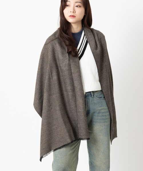 Jubilee Fabric(ジュビリーファブリック)の「ラナウール ヘリンボーン 大判ストール(マフラー・レディース・ネイビー/ブラウン/グレー/レッド・FREE)」の12枚目の写真