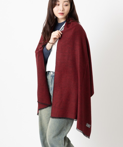 Jubilee Fabric(ジュビリーファブリック)の「ラナウール ヘリンボーン 大判ストール(マフラー・レディース・ネイビー/ブラウン/グレー/レッド・FREE)」の8枚目の写真