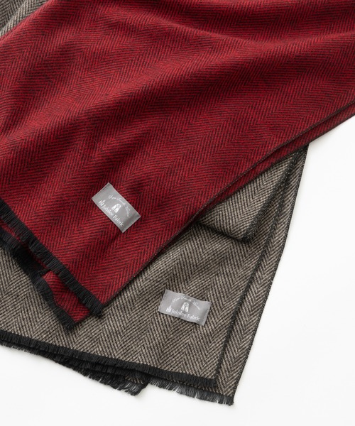Jubilee Fabric(ジュビリーファブリック)の「ラナウール ヘリンボーン 大判ストール(マフラー・レディース・ネイビー/ブラウン/グレー/レッド・FREE)」の7枚目の写真