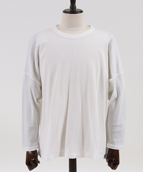 ANGENEHM（アンゲネーム）の「mlt2283-Waffle Wide Long Sleeve Cut sew カットソー(MADE IN JAPAN)（Tシャツ/カットソー・メンズ・オフホワイト/杢グレー/ブラック・S/M/L）」の7枚目の写真