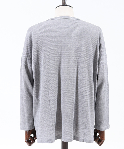 ANGENEHM（アンゲネーム）の「mlt2283-Waffle Wide Long Sleeve Cut sew カットソー(MADE IN JAPAN)（Tシャツ/カットソー・メンズ・オフホワイト/杢グレー/ブラック・S/M/L）」の10枚目の写真