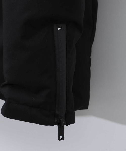UNITED TOKYO(ユナイテッドトウキョウ)の「ラミネートフーデッドダウン(ダウンジャケット/コート・メンズ・ブラック/ダークグレー・1/2/3)」の7枚目の写真
