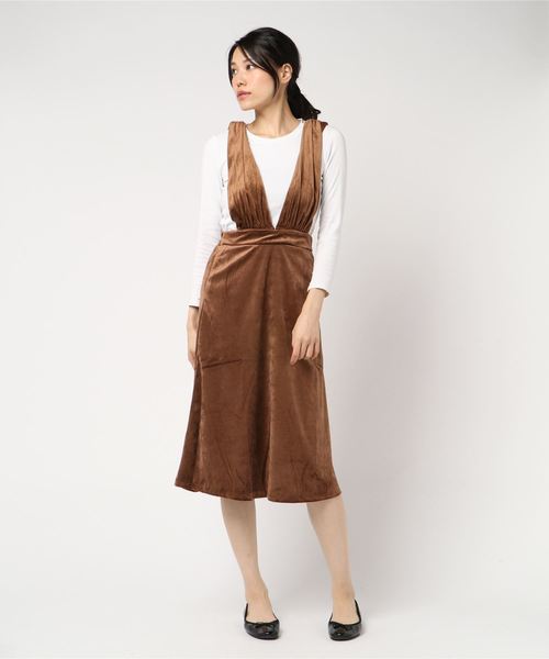 STYLEBLOCK（スタイルブロック）の「ベロアサスペンダー付きスカートジャンパースカート（スカート・レディース・ブラック/ブラウン/グリーン/キャメル・M）」の4枚目の写真