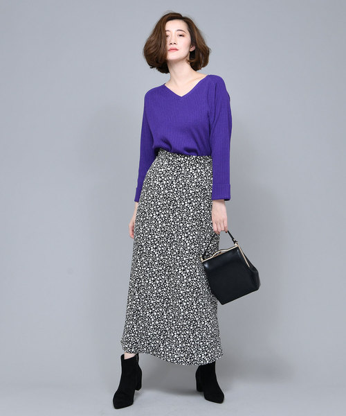 RIVE DROITE（リヴドロワ）の「モノトーンフラワーマーメイドスカート（スカート・レディース・ブラック/ネイビー・38/36）」の2枚目の写真