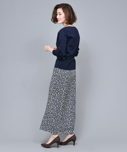 RIVE DROITE（リヴドロワ）の「モノトーンフラワーマーメイドスカート（スカート・レディース・ブラック/ネイビー・38/36）」の8枚目の写真