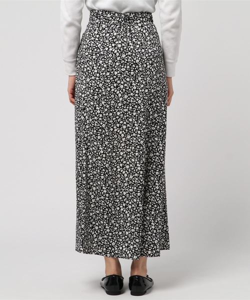 RIVE DROITE（リヴドロワ）の「モノトーンフラワーマーメイドスカート（スカート・レディース・ブラック/ネイビー・38/36）」の7枚目の写真