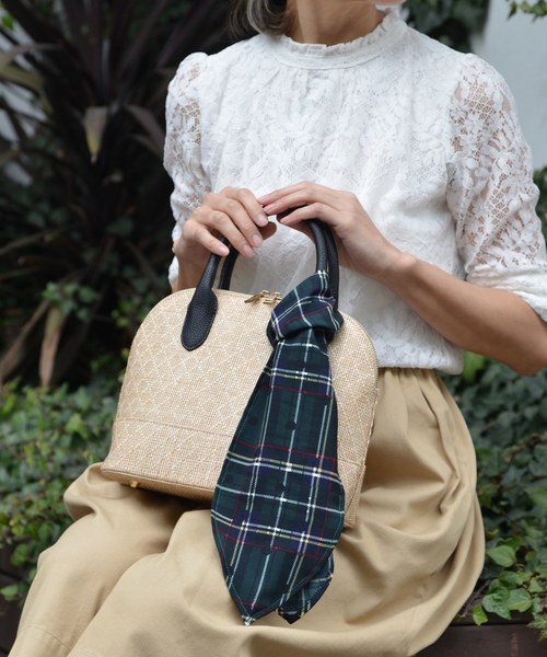 SOLPRESA（ソルプレーサ）の「ブガッティハンドバッグ＜スカーフ付き＞（ハンドバッグ・レディース・ホワイト/ブラック/ナチュラル・FREE）」の12枚目の写真