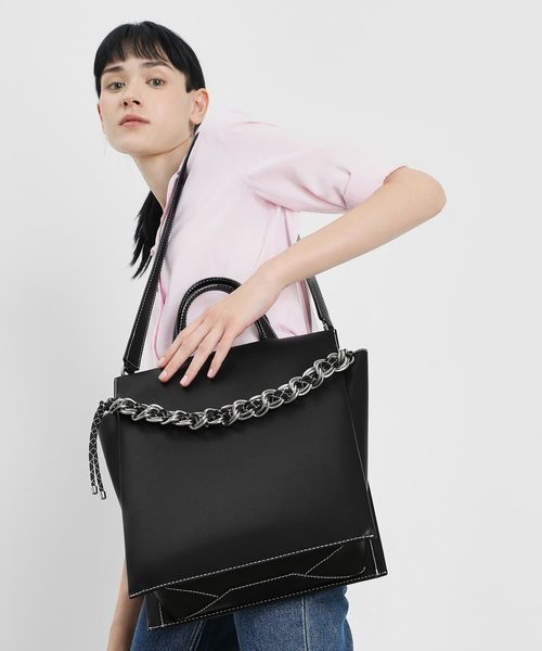 CHARLES & KEITH（チャールズ & キース）の「ダブルハンドル