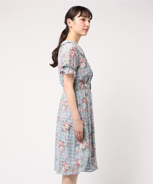 axes femme（アクシーズファム）の「花柄フェミニンワンピース