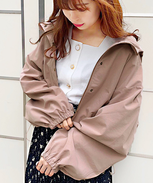 apres jour（アプレジュール）の「袖ボリュームマウンテンパーカー【ZOZOTOWN限定アイテム】Ⅱ（マウンテンパーカー・レディース・ピンクベージュ/グレイッシュブルー/ブラック/ベージュ・フリー）」の13枚目の写真