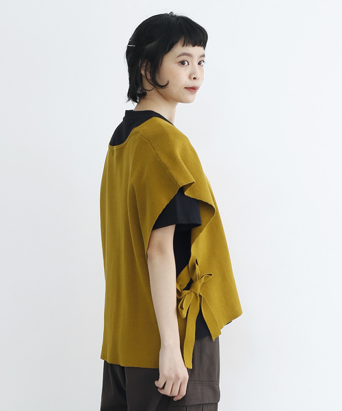 MERLOT IKYU（メルローイキュウ）の「サイドリボンニットベスト2988（ベスト・レディース・ベージュ/チャコールグレー/イエロー・FREE）」の3枚目の写真