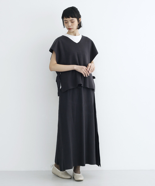 MERLOT IKYU（メルローイキュウ）の「サイドリボンニットベスト2988（ベスト・レディース・ベージュ/チャコールグレー/イエロー・FREE）」の6枚目の写真