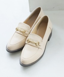 VIVIAN | ポインテッドトゥビット付きローファー (おじ靴)(ローファー)